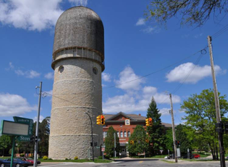 Illustration for article titled 7 of the World's Weirdest Water Towers